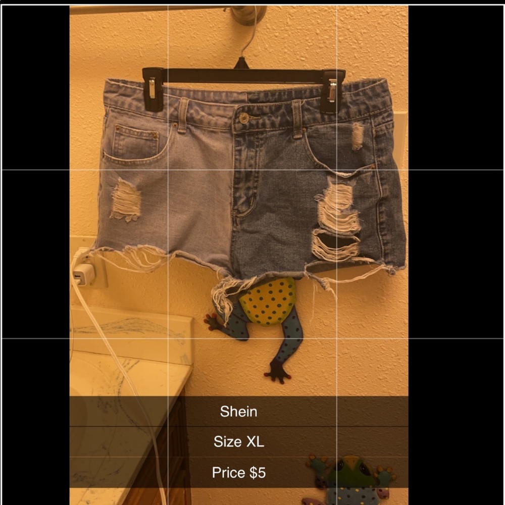 Two-tone denim shorts, size XL, shein
